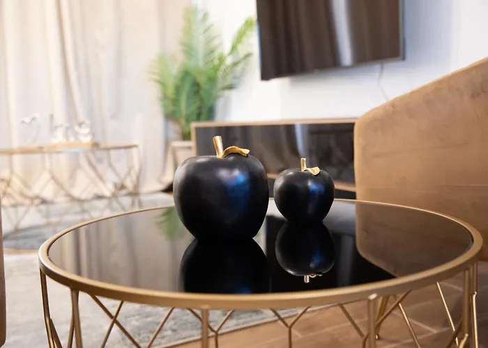Glamorous, Renovated 3-Bedroom Apt In Nicosia